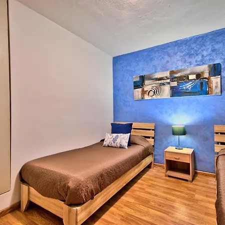 Spinola Seafront 4-bedroom Duplex * Saint Julian's