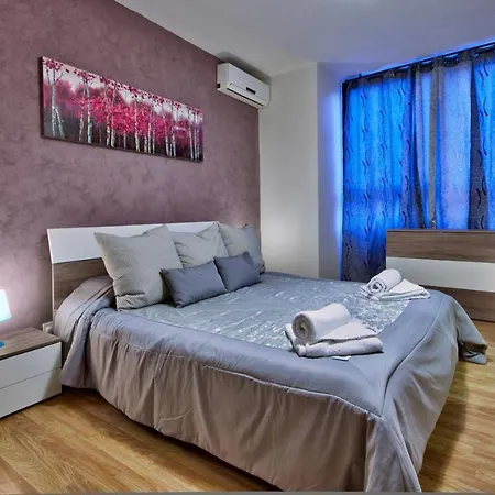 Spinola Seafront 4-bedroom Duplex * Saint Julian's