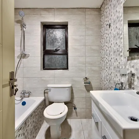 Spinola Seafront 4-bedroom Duplex * Saint Julian's