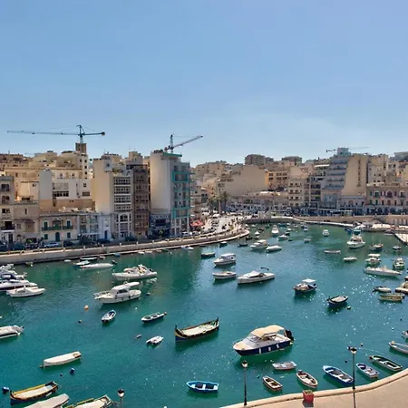Spinola Seafront 4-bedroom Duplex Saint Julian's